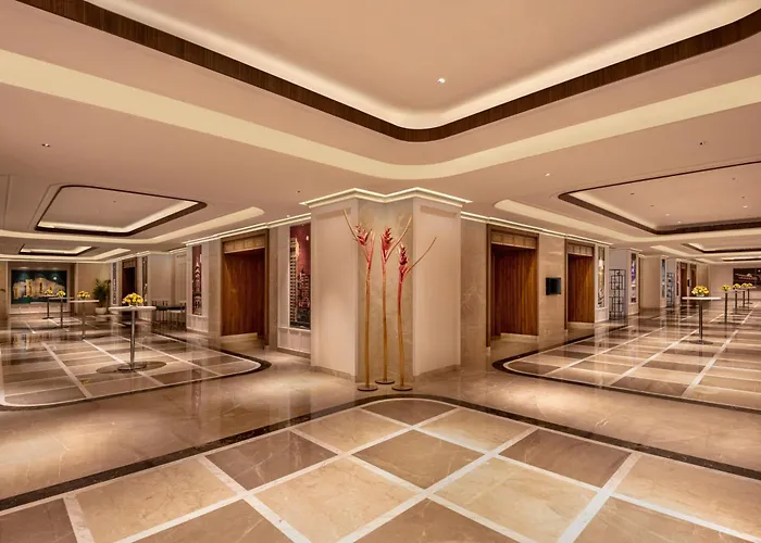Aurika, Mumbai International Airport - Luxury By Lemon Tree Hotels